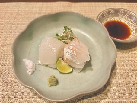 Squid and sea bream sashimi platter, JPG
