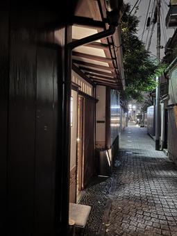 夜の神楽坂 夜の神楽坂 神楽坂,新宿,飯田橋の写真素材