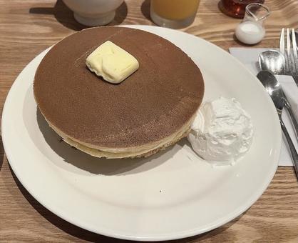 Hotcakes and whipped cream, JPG Hotcakes and whipped cream, JPG