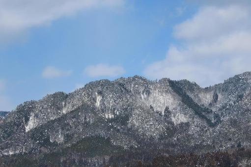 Mountain of snow, l'inverno, montagna, paesaggio innevato, JPG