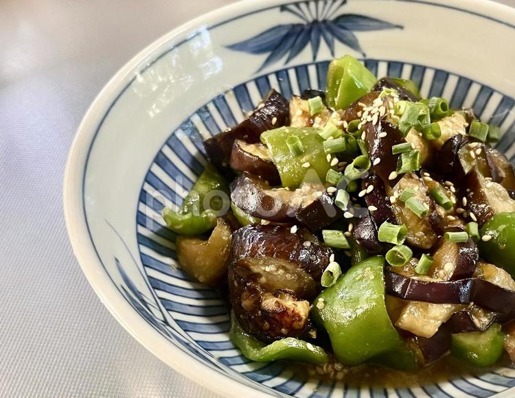 なすとピーマンの炒め物　 味噌炒め,なす,おかずの写真素材