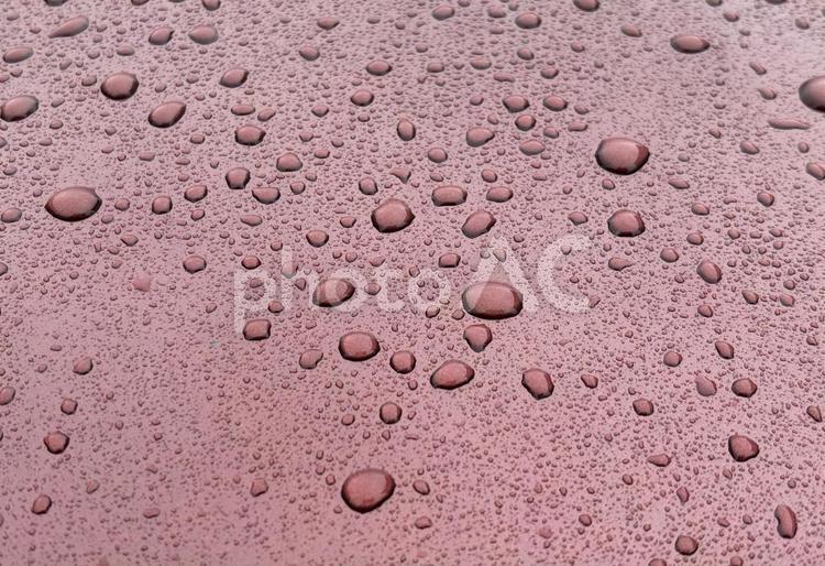 車のボディの水滴 風景,水滴,雨の写真素材