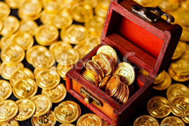 金貨と宝箱 金貨,ビジネス,お金の写真素材