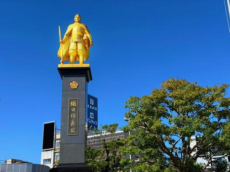 JR岐阜駅前　黄金の織田信長 パワースポット,天下,コピースペースの写真素材