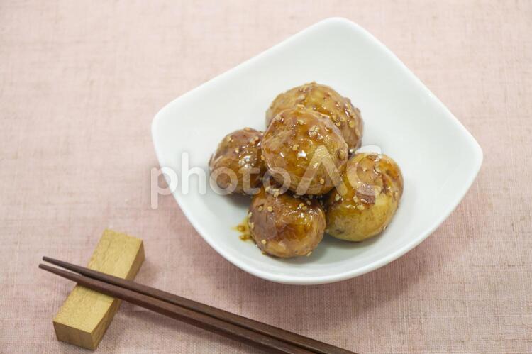 じゃがいもの甘辛揚げ じゃがいもの甘辛揚げ,じゃがいも,料理の写真素材