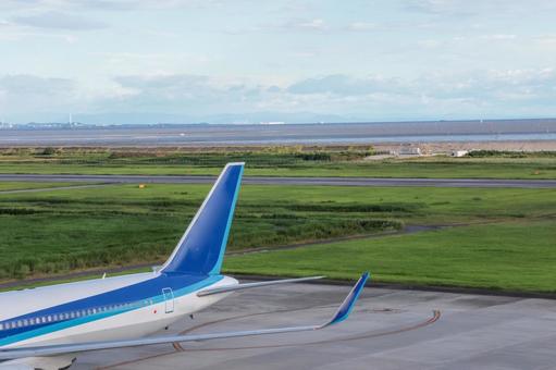 佐賀の夏、夕方のひととき 佐賀の夏、夕方のひととき 飛行機,航空機,旅客機の写真素材