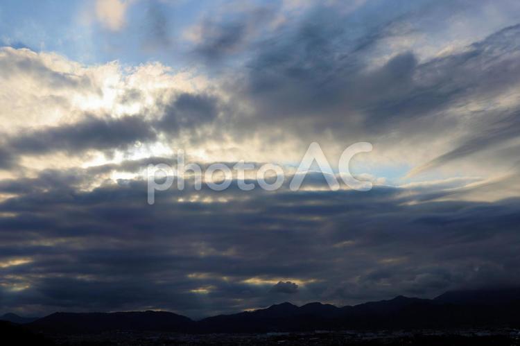 白と灰色のグラデーション 風景,晴れ,晴天の写真素材