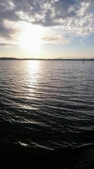 涸沼の夕日 涸沼の夕日の写真