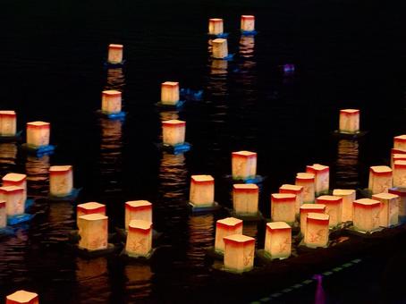 永平寺町大灯籠流しの一幕 玉ボケ,灯籠,灯ろうの写真素材