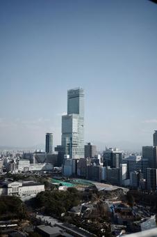 ビルと青空の写真