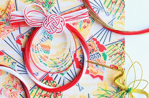 お正月のめでたいイメージ　１ 正月,年賀状,年賀はがきの写真素材