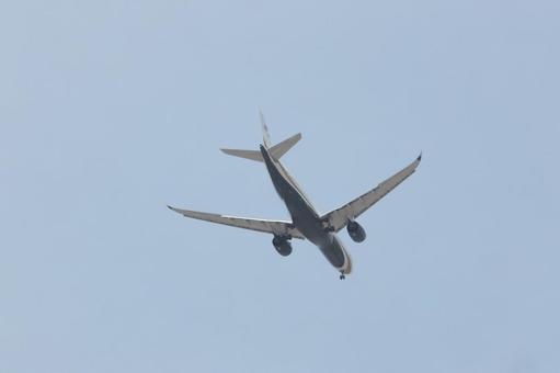 雲ひとつない空の帰還 雲ひとつない空の帰還の写真