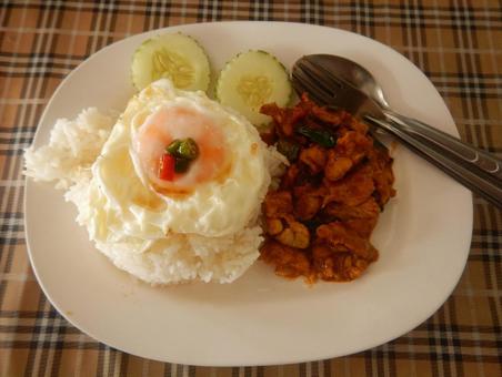 パネーングムー パネーングムー パネーングムー,豚のパネーング,タイ料理の写真素材