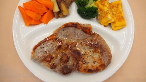 Photo, thick slice, pork steak, garnish, 