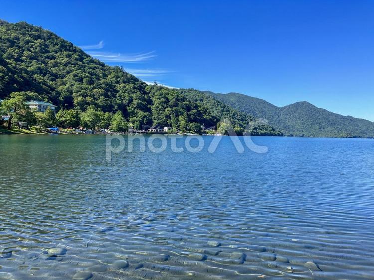 中禅寺湖　湖畔の景色 中禅寺湖,湖畔,奥日光の写真素材