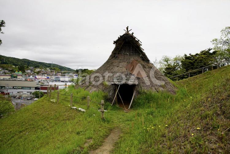 街並みと竪穴式住居 竪穴式住居,復元,弥生の写真素材