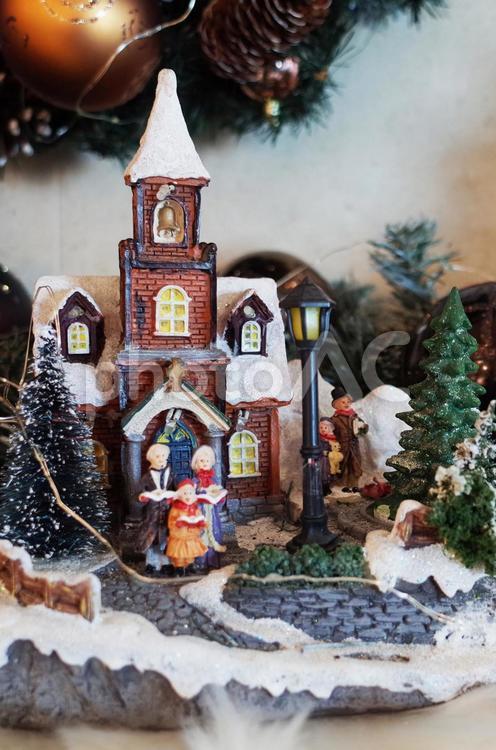 クリスマスの教会 クリスマス,教会,洋風の写真素材