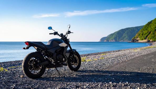 ツーリング中のバイク ツーリング中のバイクの写真