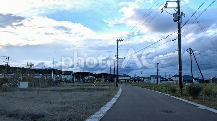 仙台市泉区の宅地分譲地 道路,風景,電線の写真素材