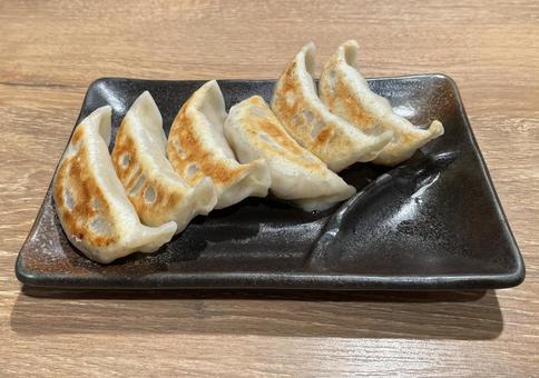 餃子 餃子 餃子,焼き餃子,ぎょうざの写真素材