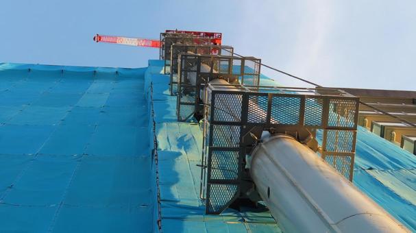 マンション工事現場 タワークレーン マンション工事現場 タワークレーンの写真