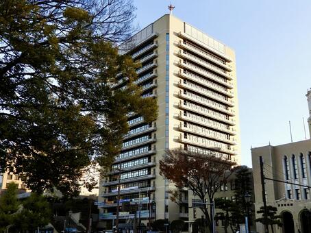 夕方の静岡市役所静岡庁舎新館・葵区役所 静岡市役所,葵区役所,静岡市の写真素材