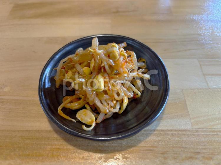 もやしのお通し もやし,お通し,食堂の写真素材