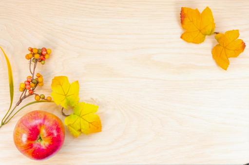 木目背景のフルーツ 木目背景のフルーツ 果物,りんご,みかんの写真素材