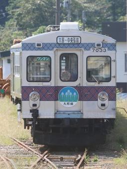 弘南鉄道大鰐線7000系電車 弘南鉄道大鰐線7000系電車の写真