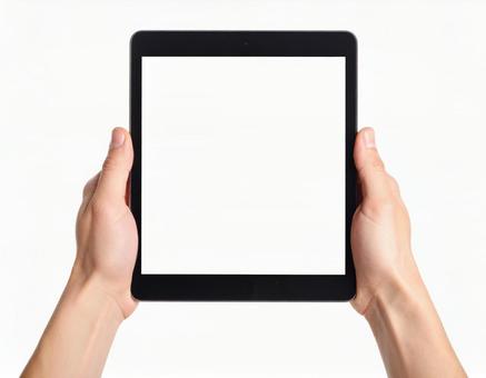 両手でタブレットを持つモックアップ 両手でタブレットを持つモックアップの写真