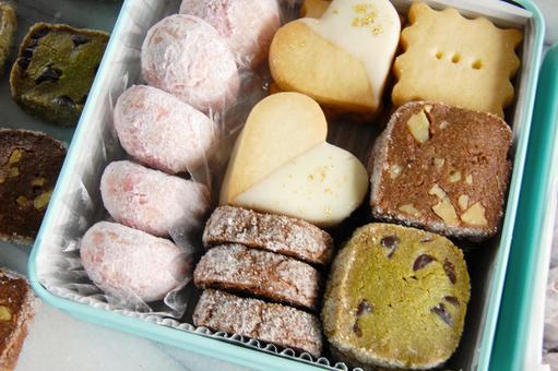 クッキー缶 クッキー缶 クッキー,クッキー缶,お菓子の写真素材