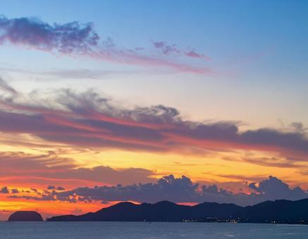 綺麗な夕焼けの風景写真 綺麗な夕焼けの風景写真の写真