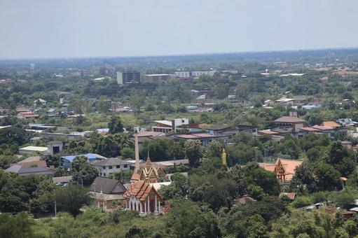 寺院のあるタイのコラートの街と森の風景 寺院,タイ,コラートの写真素材