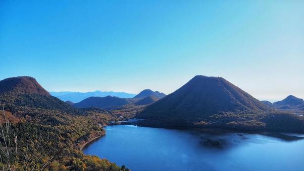 榛名富士と榛名湖 紅葉,アウトドア,登山の写真素材