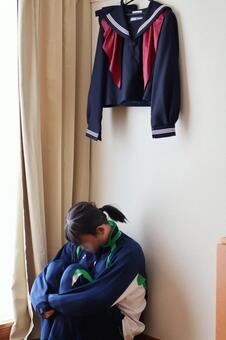 不安・恐れ 自宅,引きこもり,部屋の写真素材