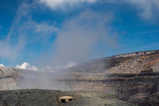 阿蘇の火口 阿蘇,火口,火山の写真素材