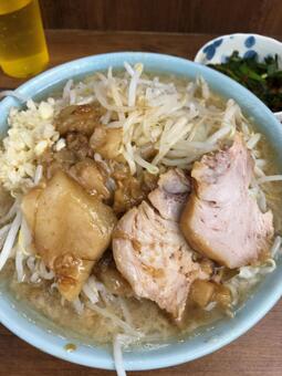 二郎系ラーメン 二郎系ラーメン,二郎系インスパイア,二郎系の写真素材
