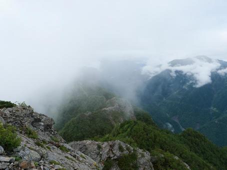 鋸岳山頂からの景色 鋸岳山頂からの景色の写真