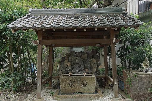 パワースポット 滋賀県 東門院⑥ 手水所 パワースポット 滋賀県 東門院⑥ 手水所の写真