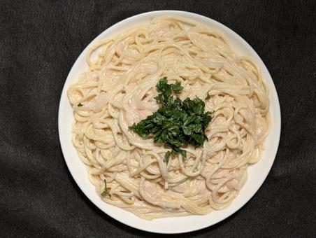 刻み青紫蘇をトッピングした鱈子スパゲティ 刻み青紫蘇をトッピングした鱈子スパゲティの写真