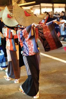 《西馬音内盆踊り》秋田県雄勝郡羽後町 西馬音内盆踊り,西馬音内の盆踊り,羽後町の写真素材