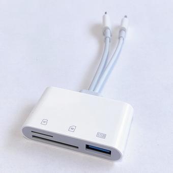 カードリーダー1 カードリーダー,ハブ,sdの写真素材