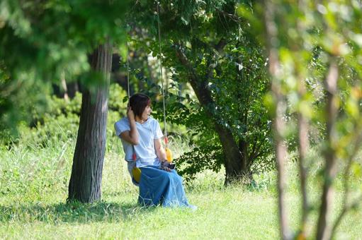 公園 公園,散歩,モデルさんの写真素材