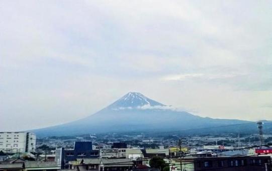 Mount Fuji and cityscape, JPG