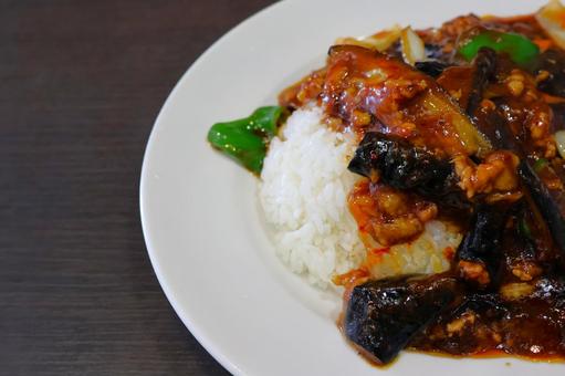 中華料理店の極旨麻婆茄子丼 中華料理店の極旨麻婆茄子丼の写真
