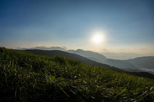 夏の川内峠 夏の川内峠 川内峠,景勝地,雄大の写真素材