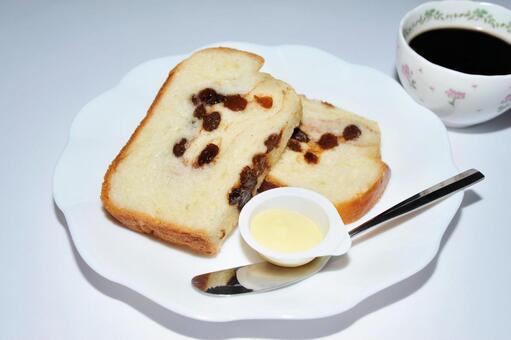 自家製レーズンパン レーズンパン,パン,食べ物の写真素材