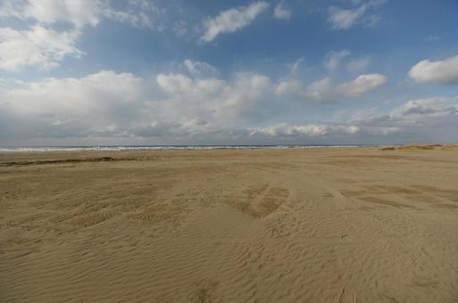 砂浜と空 砂浜,砂丘,内灘海岸の写真素材