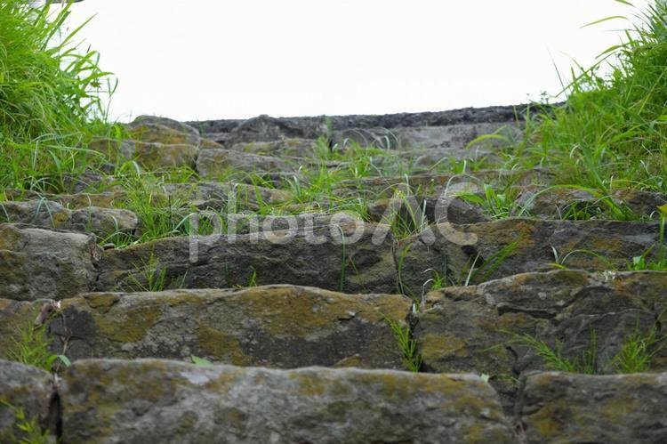 河原の石階段 石階段,石段,背景の写真素材