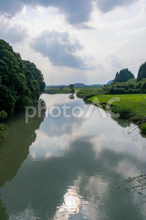 川の流れる風景 川,水面,空の写真素材